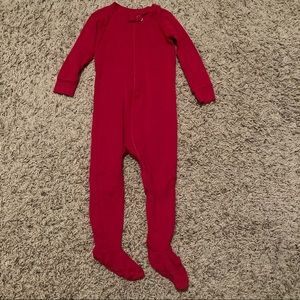 Primary zip footie in cherry, size 12-18 months